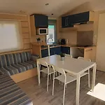 2xz Ou 327 Kamp alanı