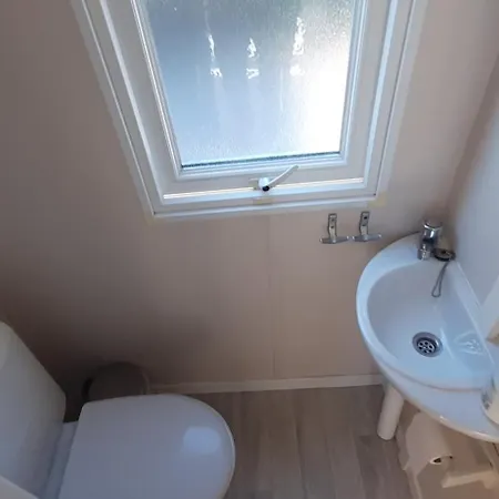 مكان تخييم 2xz Ou 327 *